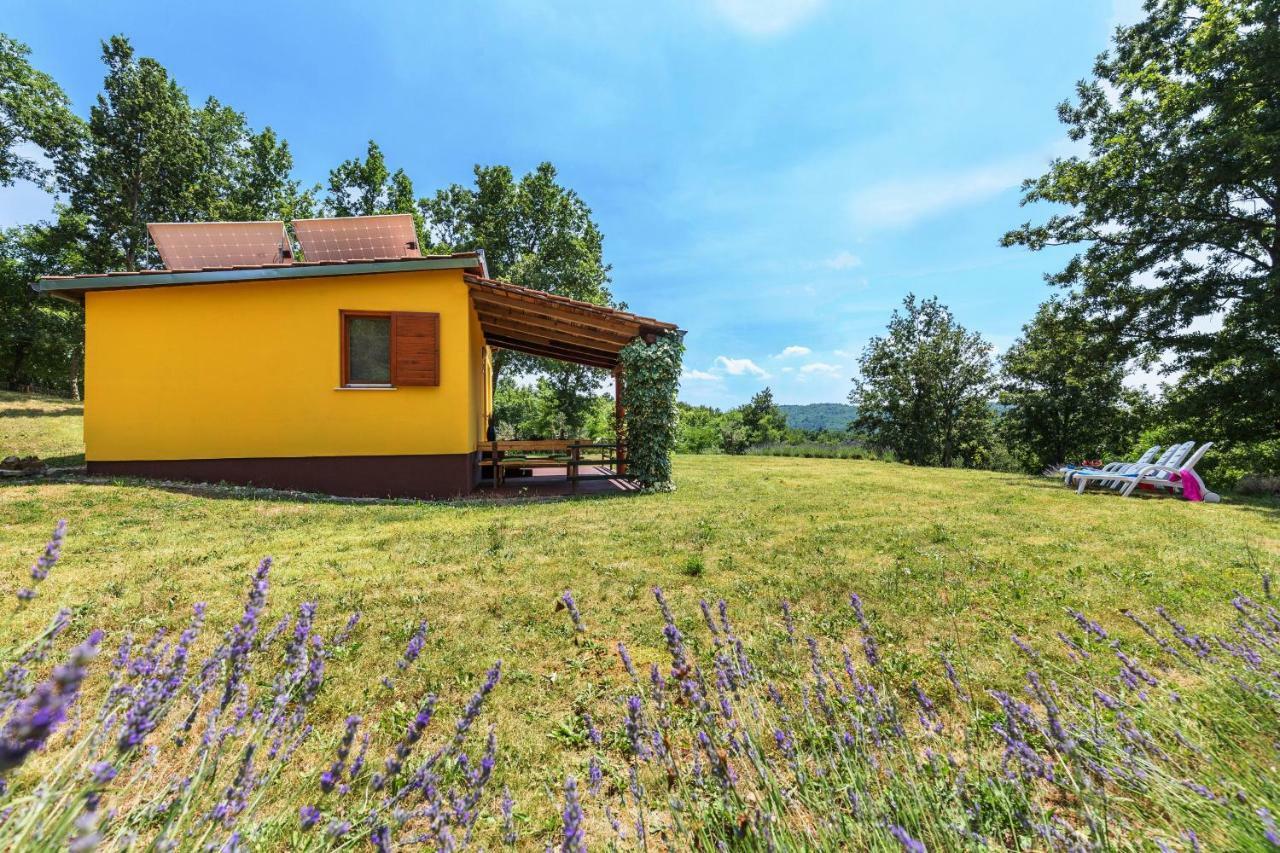 Vacation Home Latini Hum Εξωτερικό φωτογραφία