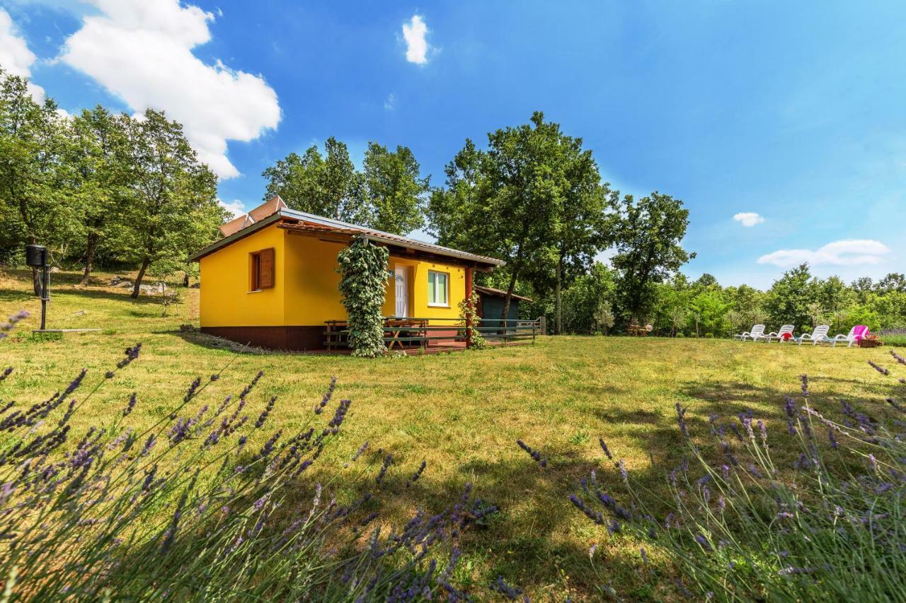 Vacation Home Latini Hum Εξωτερικό φωτογραφία